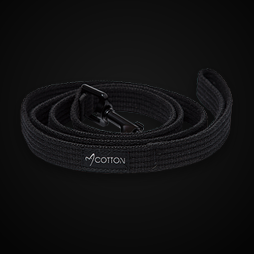 Gor Cotton Large Dog Lead 140cm - Black on MajorPaw black studio background