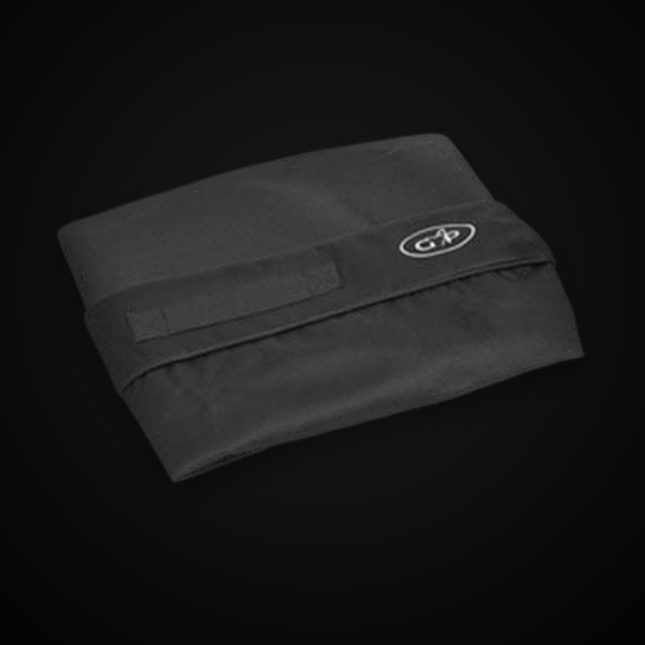 Outdoor Sleeper Cover Large catalogue image 4 on MajorPaw black studio background